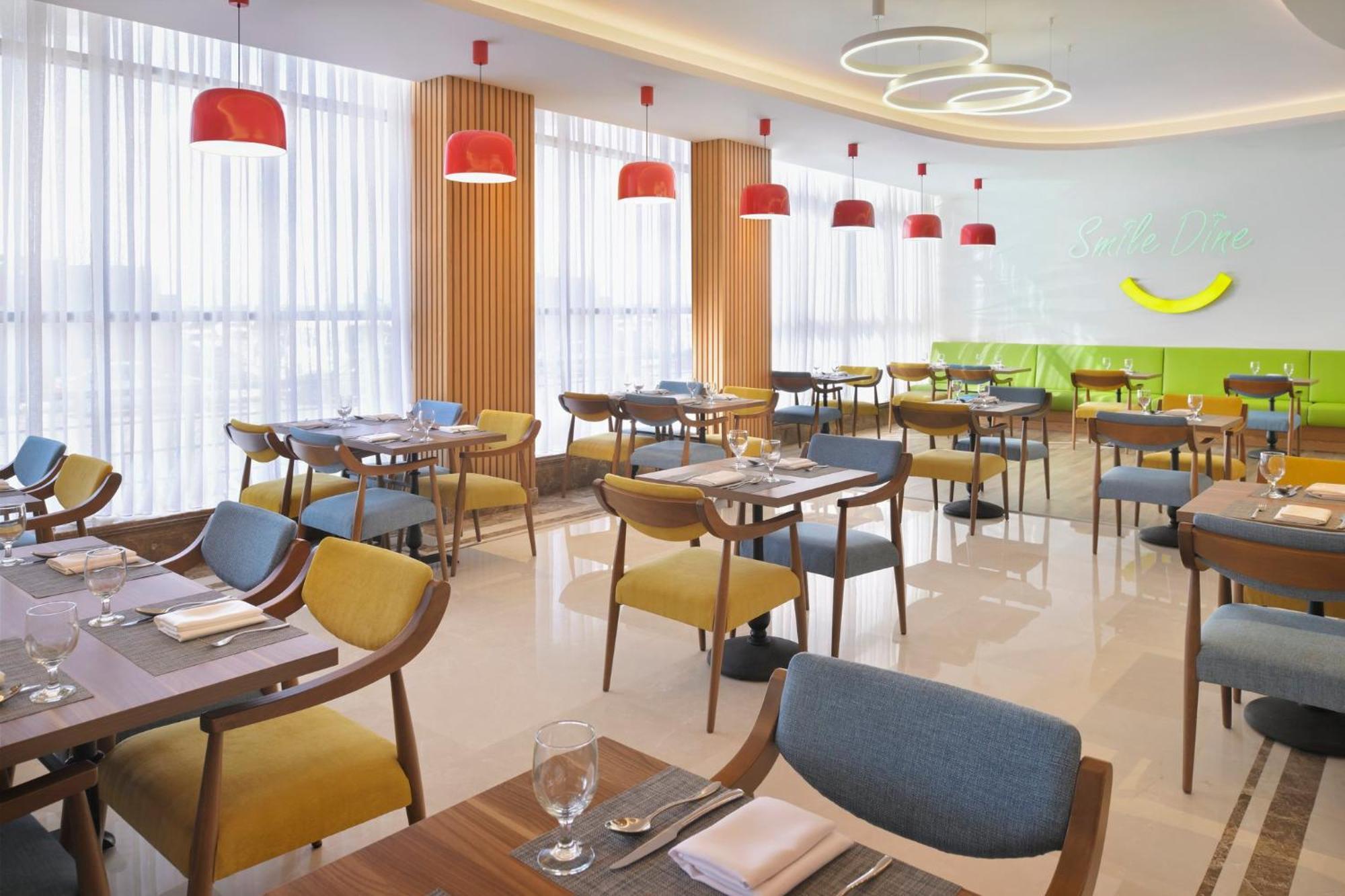 Holiday Inn Jeddah Corniche By Ihg Εξωτερικό φωτογραφία