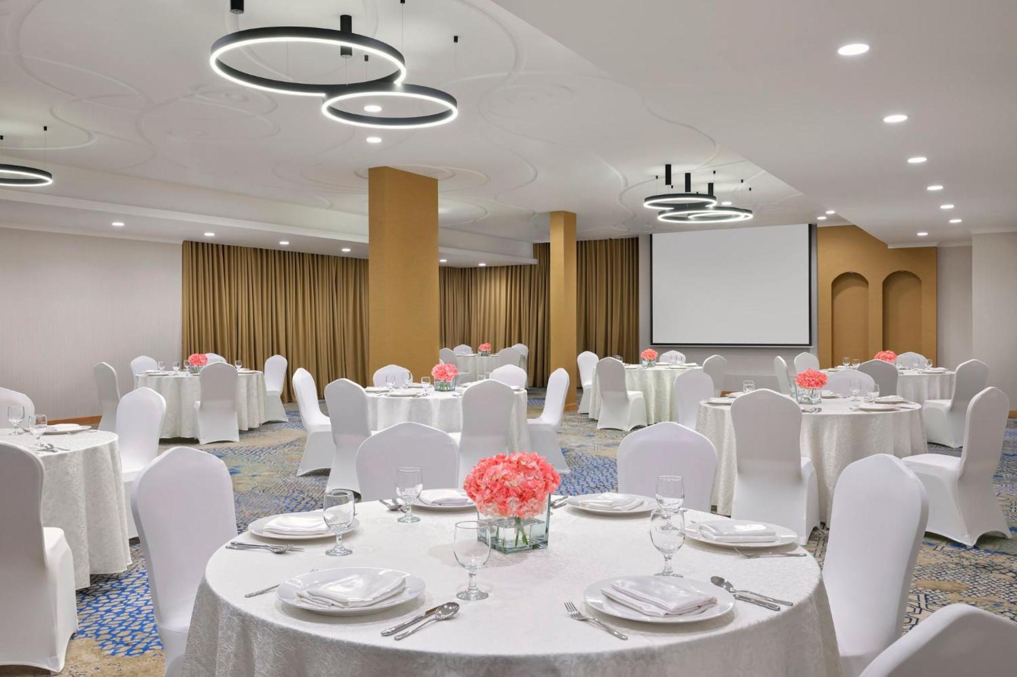 Holiday Inn Jeddah Corniche By Ihg Εξωτερικό φωτογραφία
